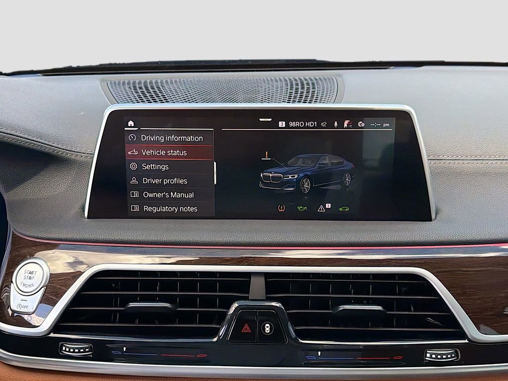 Used 2020 BMW 740i w/ Premium Package image 30