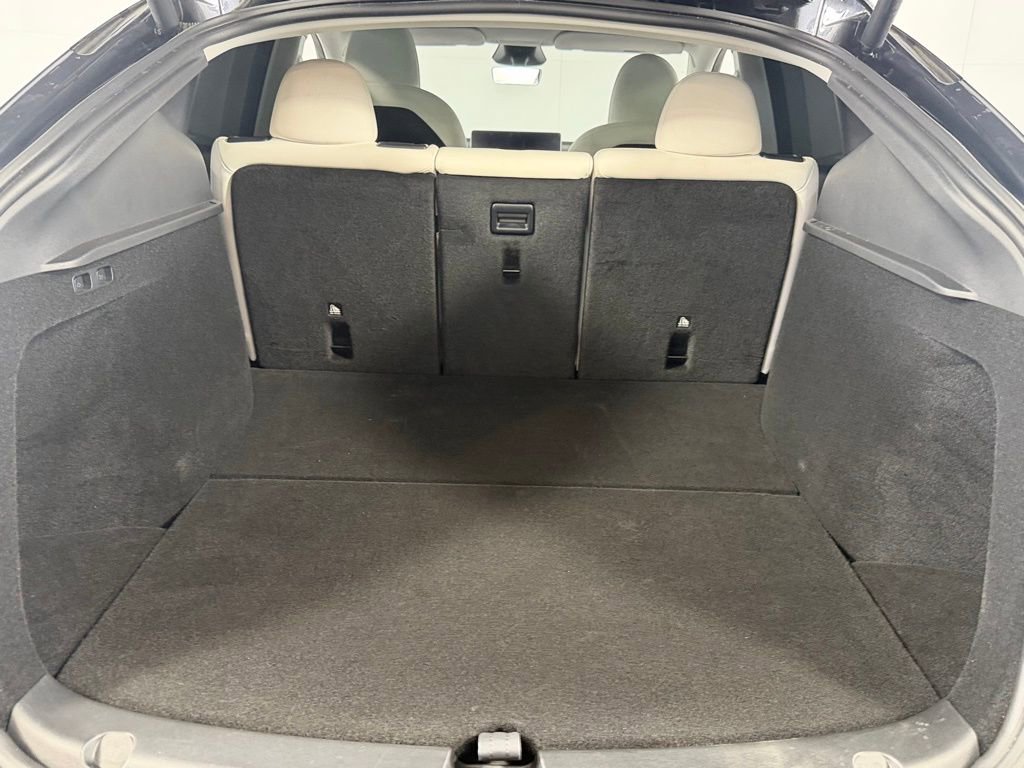 Used 2024 Tesla Model Y Performance image 26