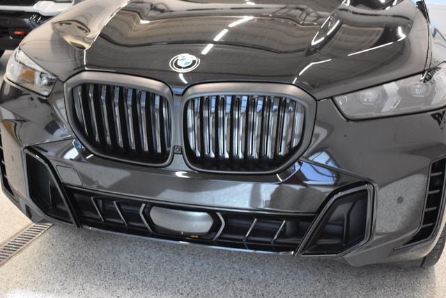 Used 2026 BMW X5 xDrive40i AWD/4WD image 14