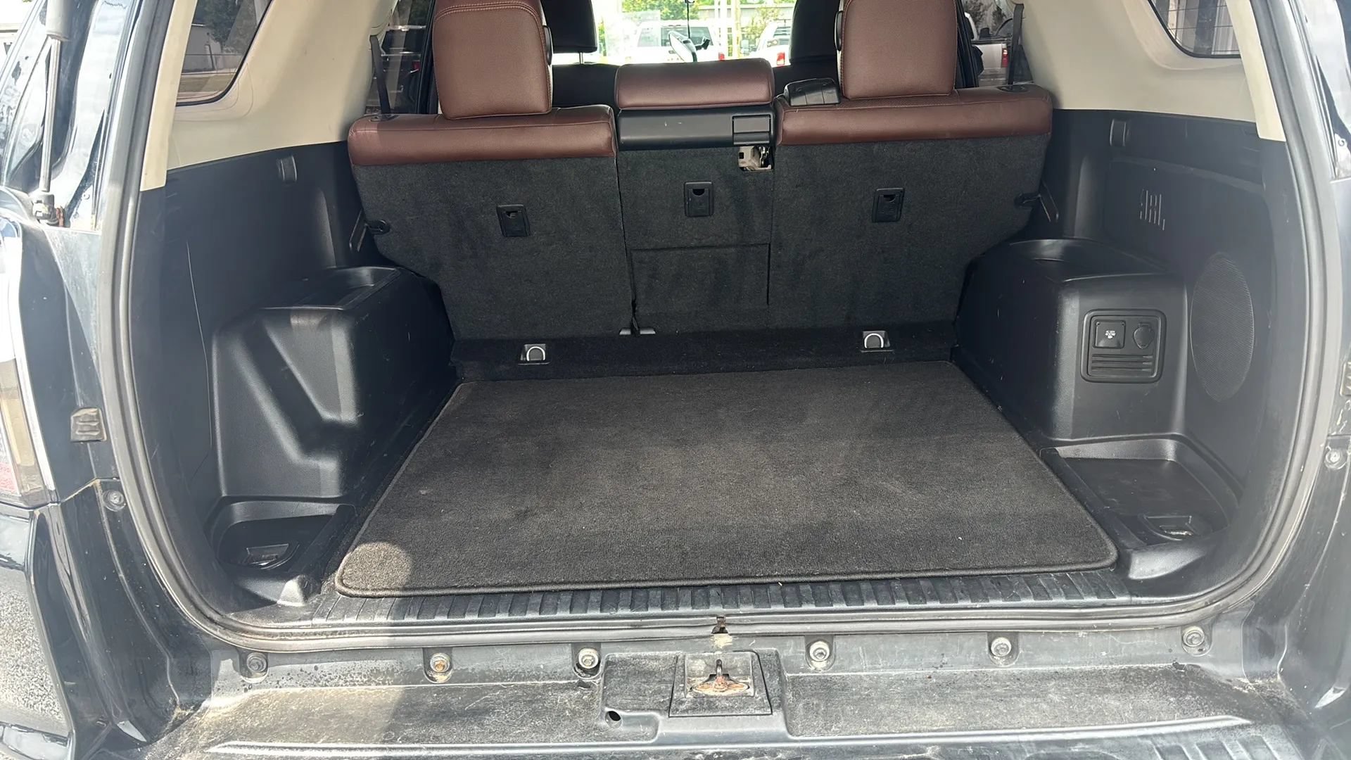 Used 2016 Toyota 4Runner Limited AWD/4WD image 5