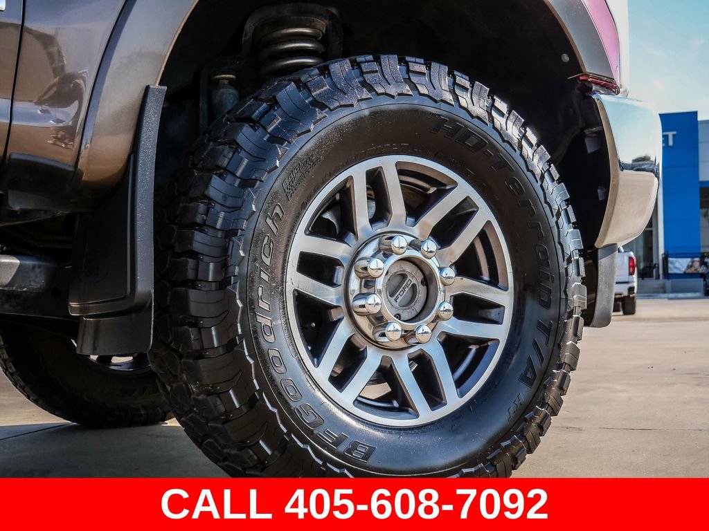Used 2017 Ford F250 Lariat w/ Lariat Value Package AWD/4WD image 9