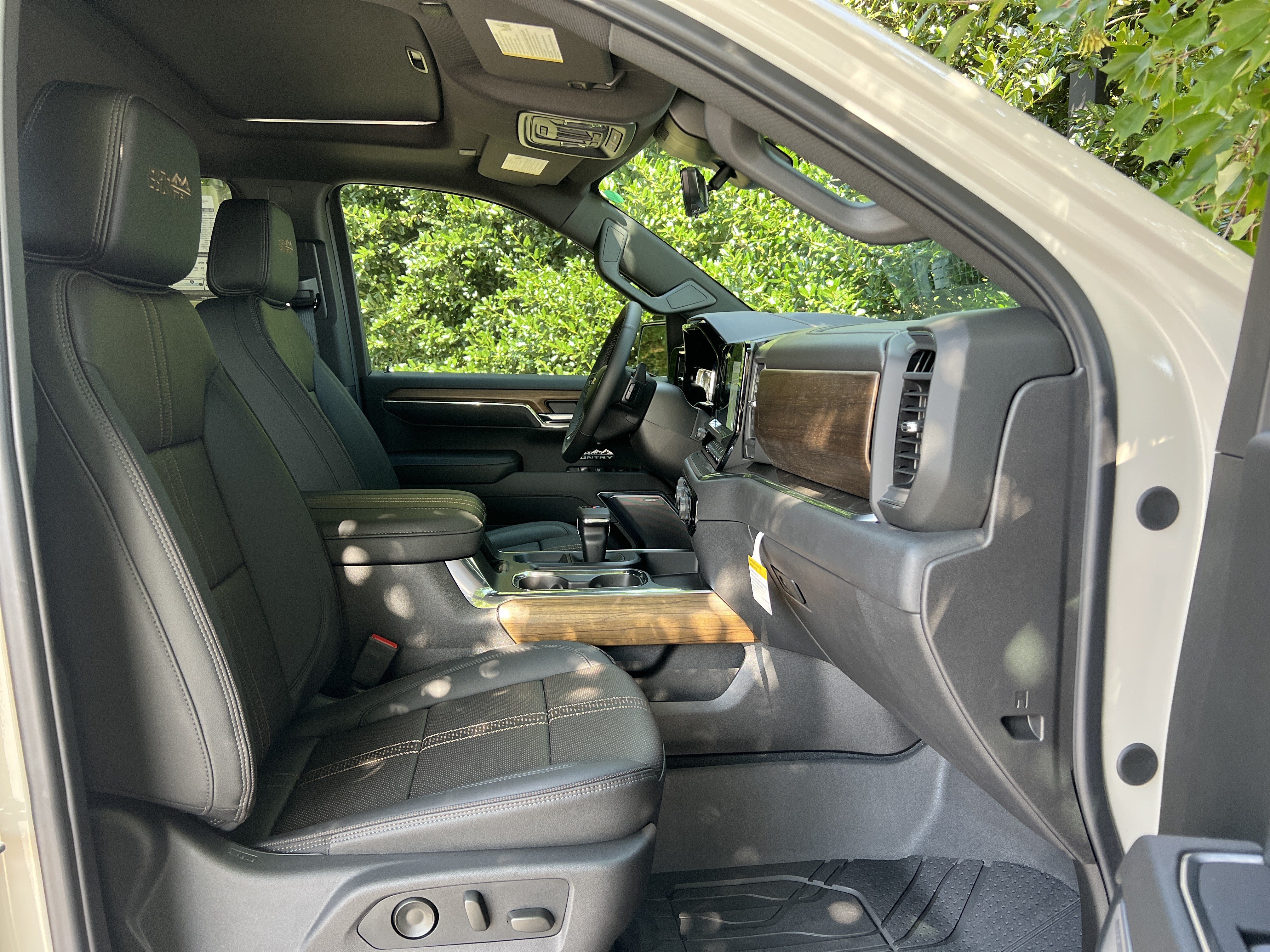 New 2026 Chevrolet Silverado 1500 High Country AWD/4WD image 38