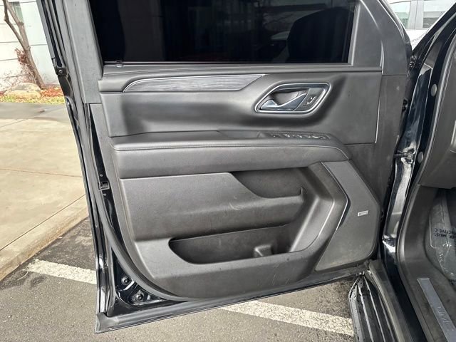 Used 2021 GMC Yukon SLT image 11