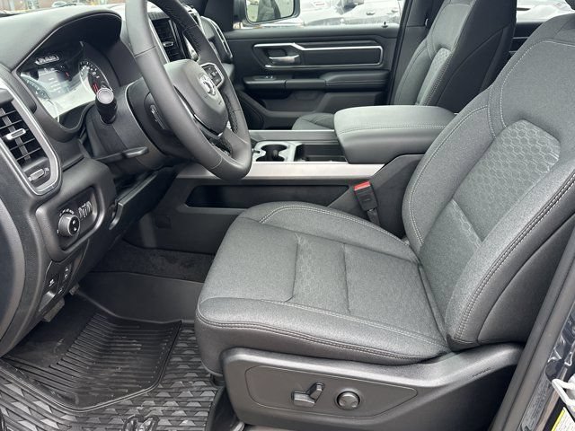 New 2026 RAM 1500 Big Horn AWD/4WD image 9