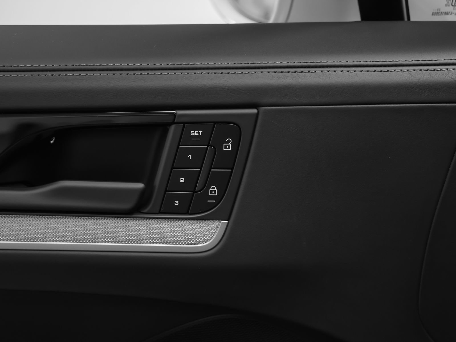 New 2026 Porsche Cayenne S AWD/4WD image 33