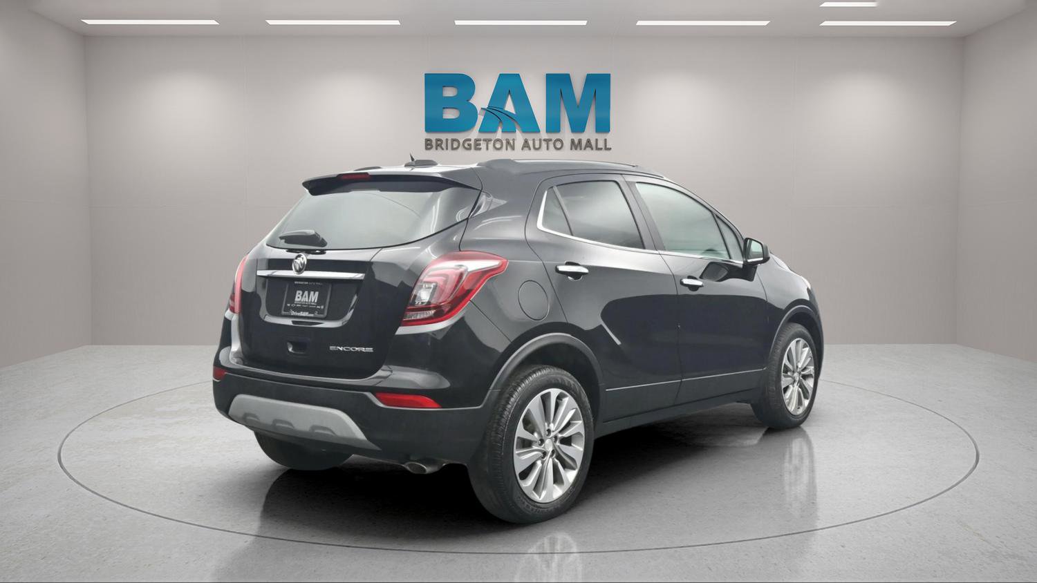 Used 2020 Buick Encore Preferred image 3