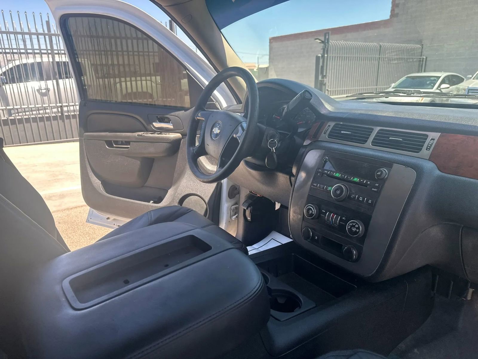 Used 2010 Chevrolet Tahoe LS AWD/4WD image 20