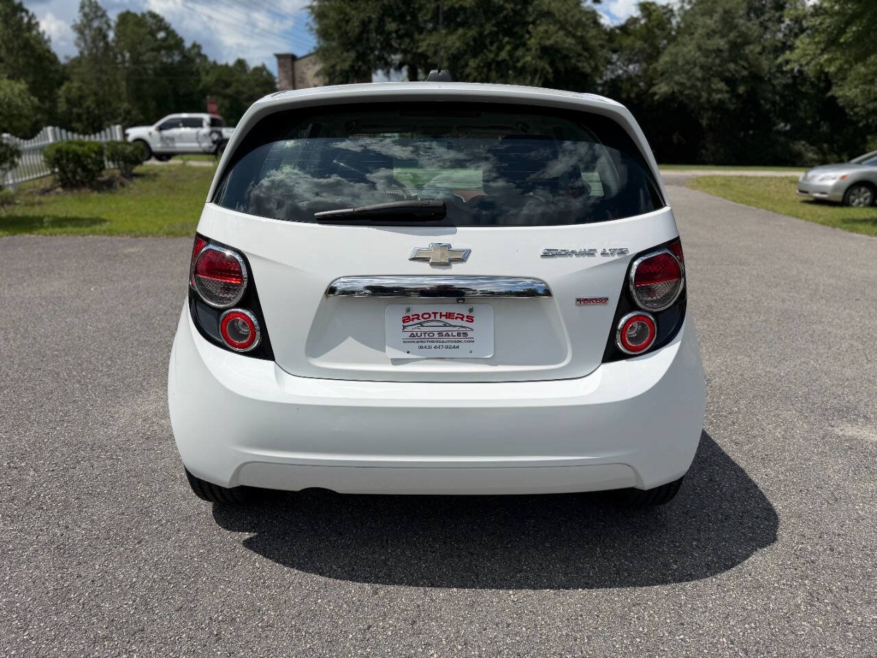 Used 2015 Chevrolet Sonic LTZ FWD image 34