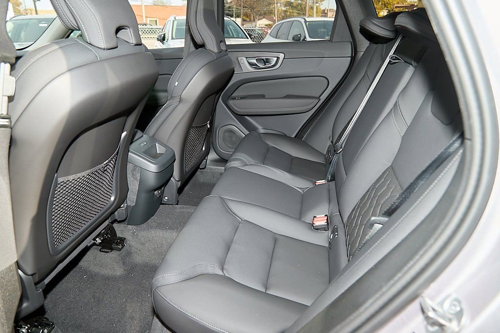 New 2026 Volvo XC60 B5 Plus w/ Protection Package Premier image 19
