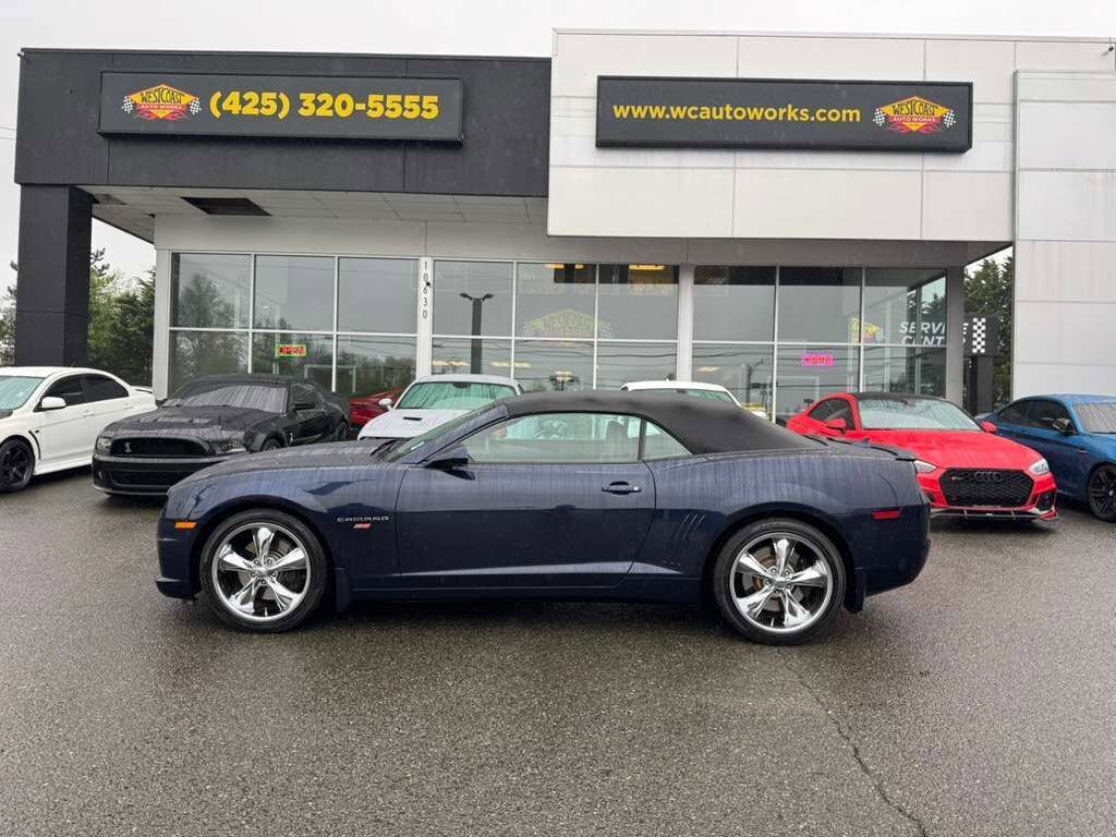 Used 2011 Chevrolet Camaro SS w/ RS Package RWD image 3