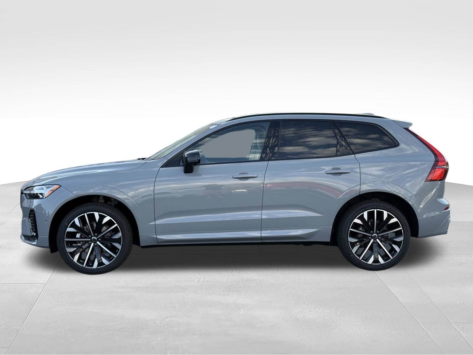 New 2027 Volvo XC60 B5 Ultra AWD/4WD image 2