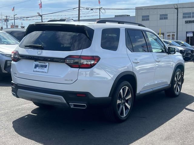 Used 2023 Honda Pilot Elite image 6