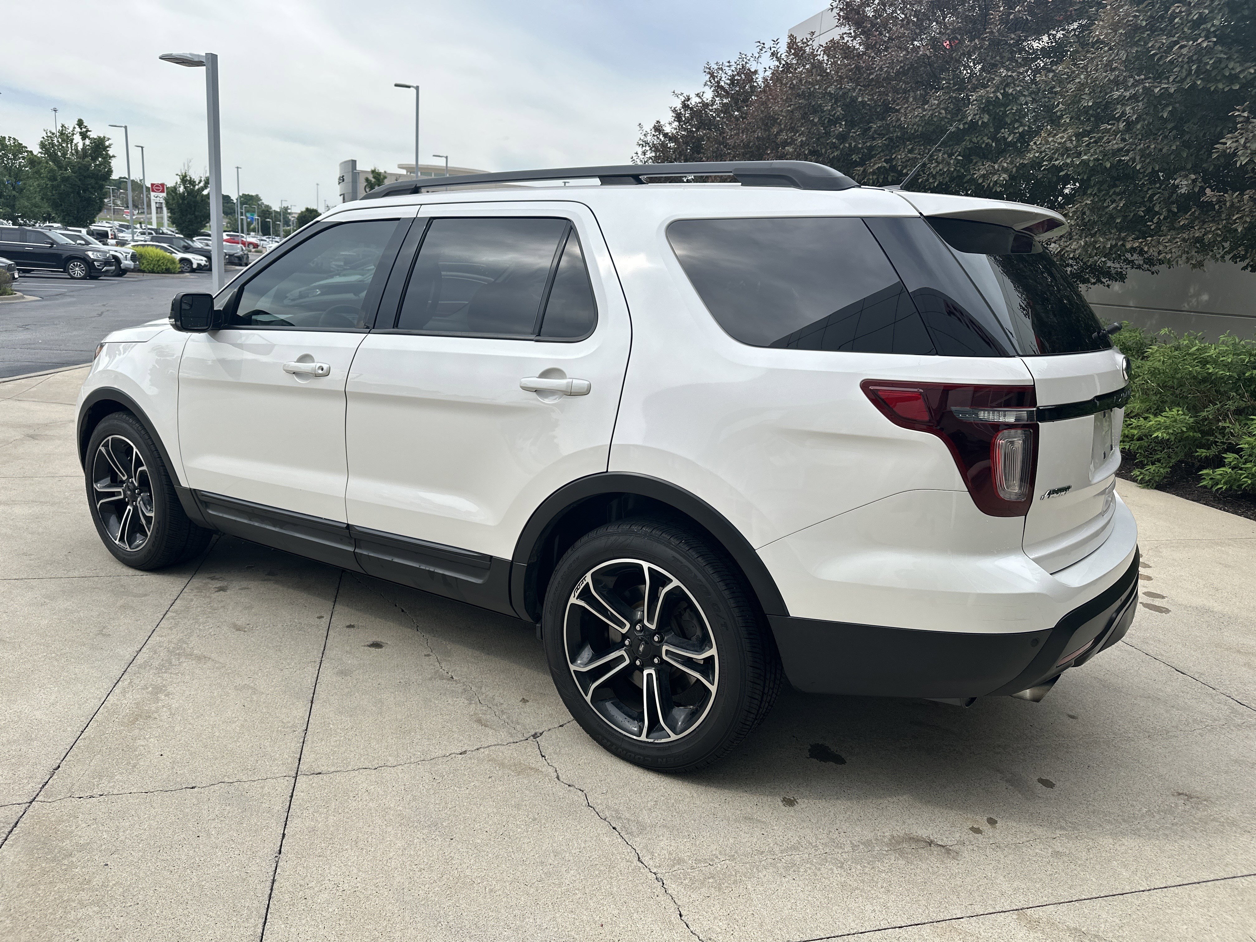 Used 2015 Ford Explorer Sport AWD/4WD image 7