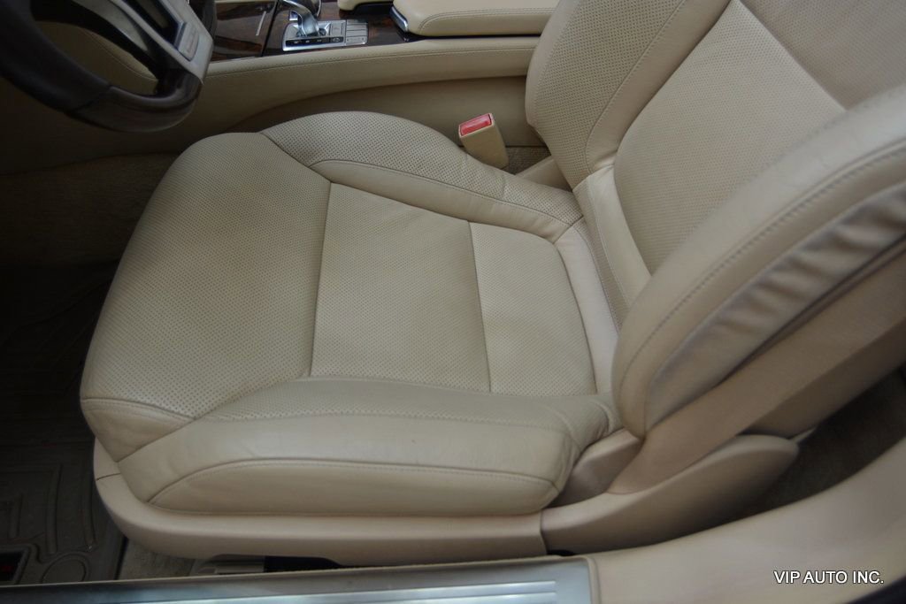 Used 2014 Mercedes-Benz SL 550 image 19