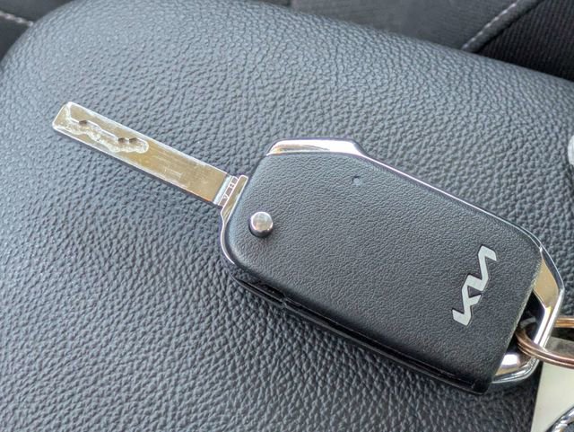 Used 2024 Kia Forte LXS w/ LXS Technology Package image 30