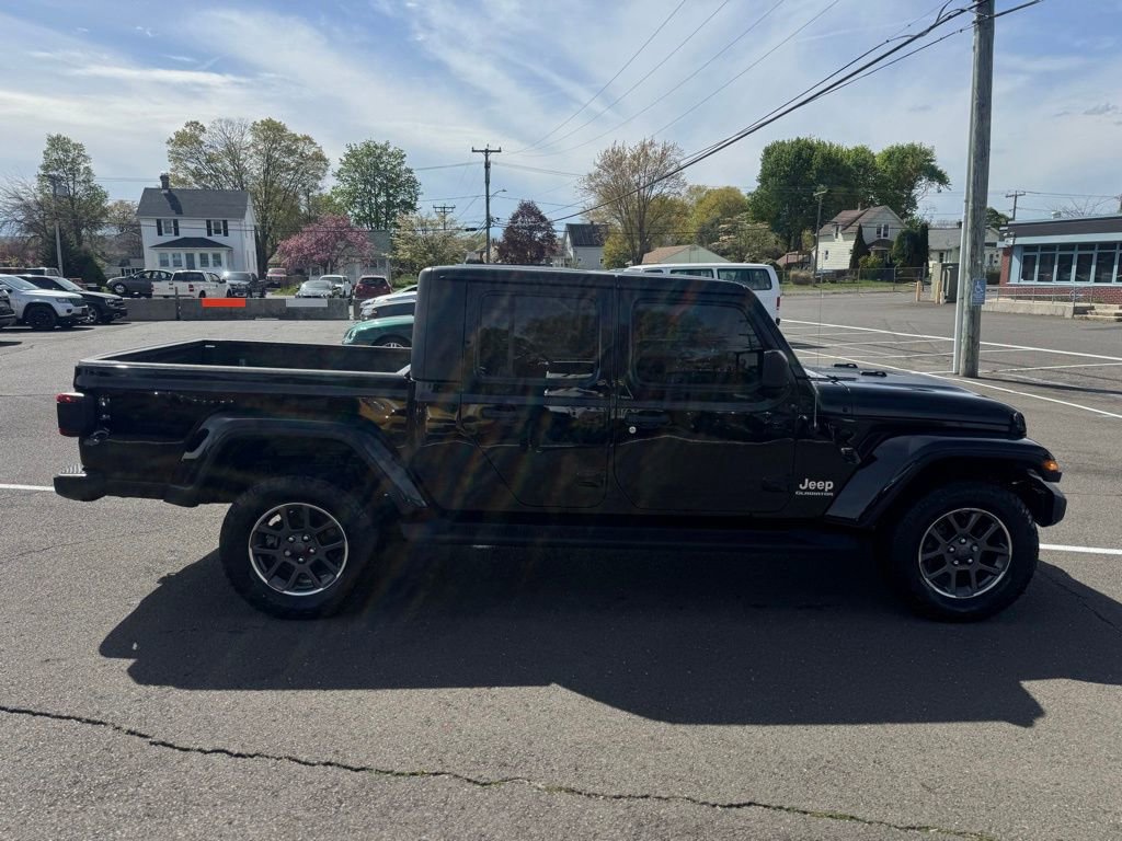 Used 2020 Jeep Gladiator Overland AWD/4WD image 4