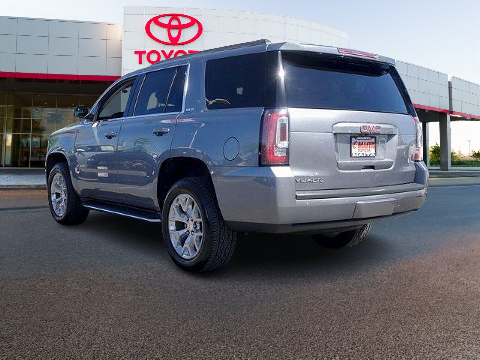 Used 2019 GMC Yukon SLE AWD/4WD image 5