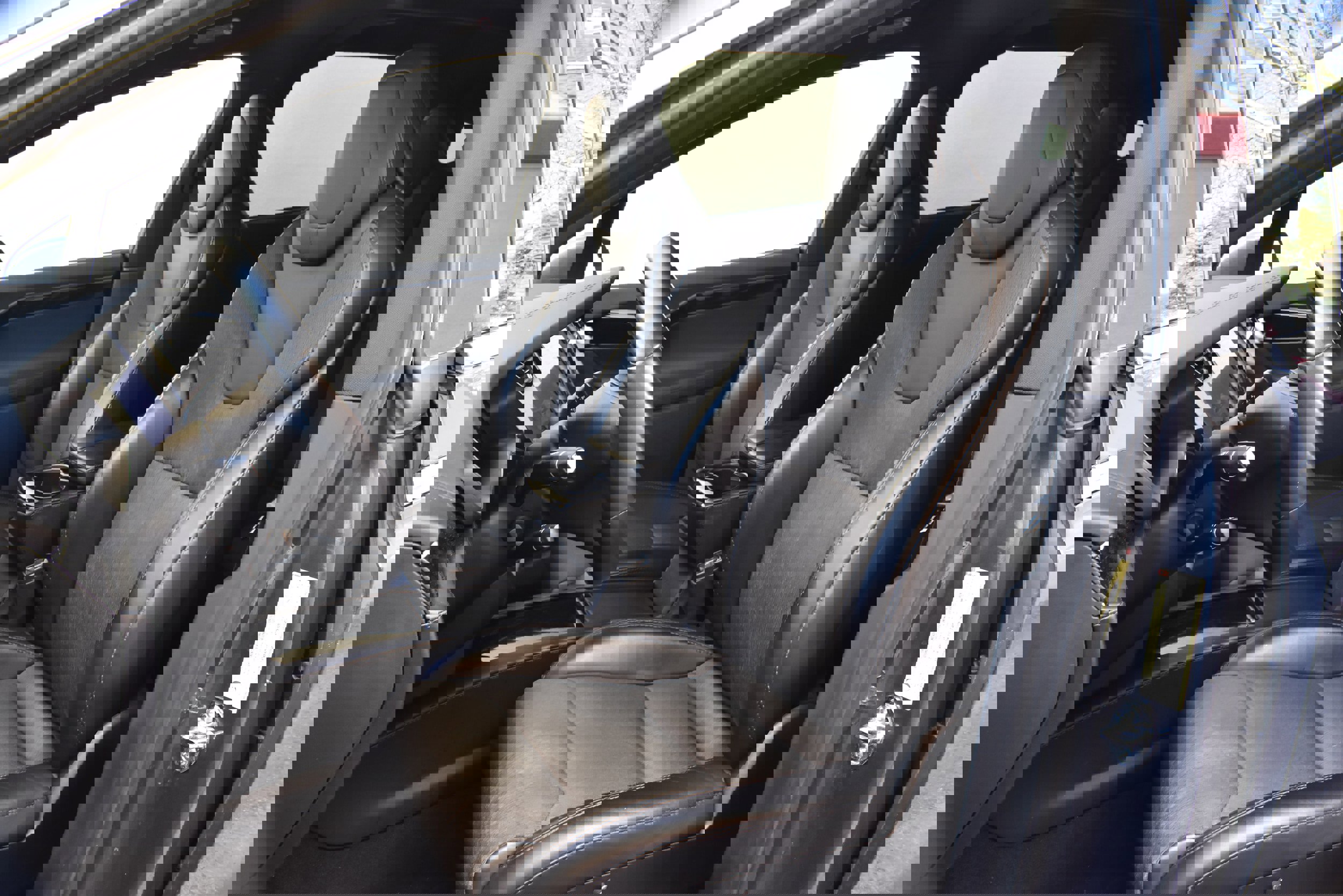 Used 2018 Tesla Model X 75D image 22