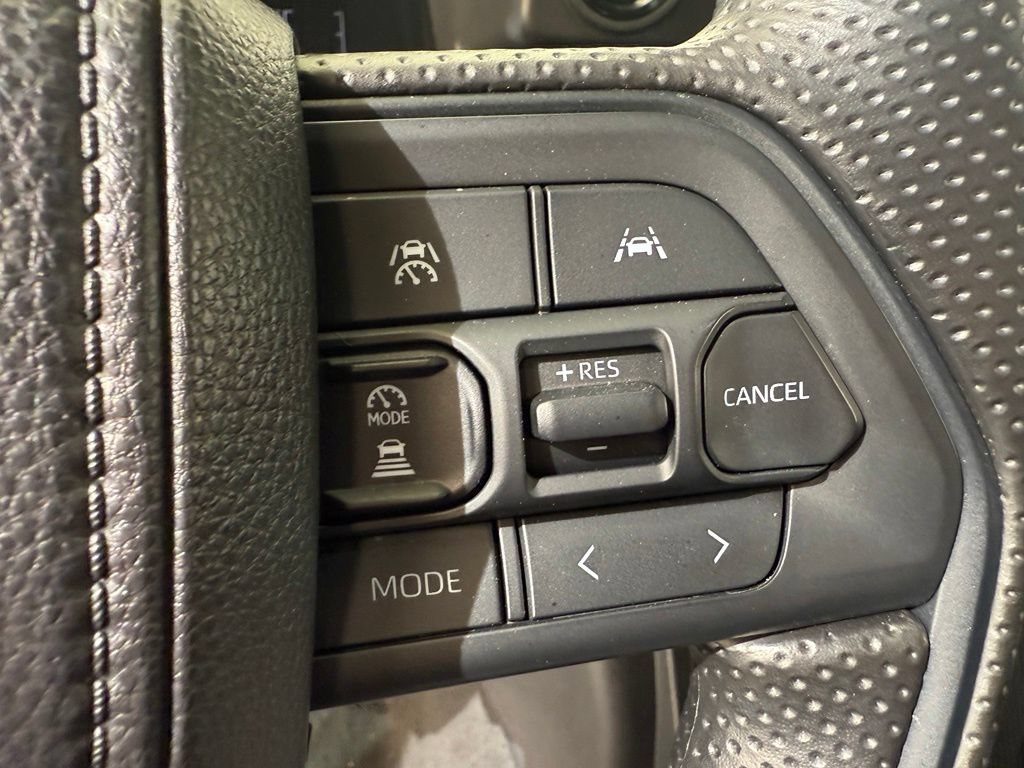 Used 2026 Toyota Tacoma SR5 AWD/4WD image 34