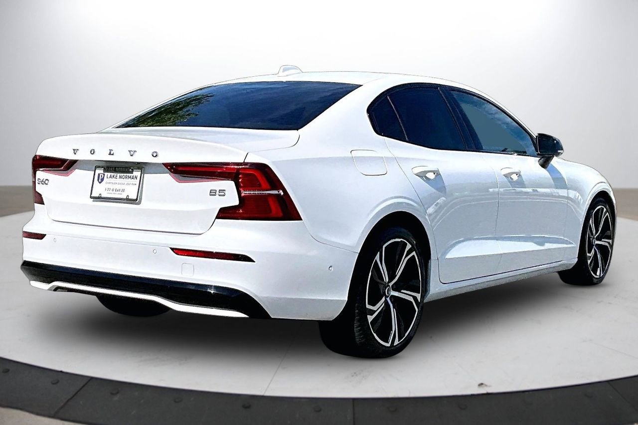 Used 2024 Volvo S60 B5 Plus w/ Climate Package image 9