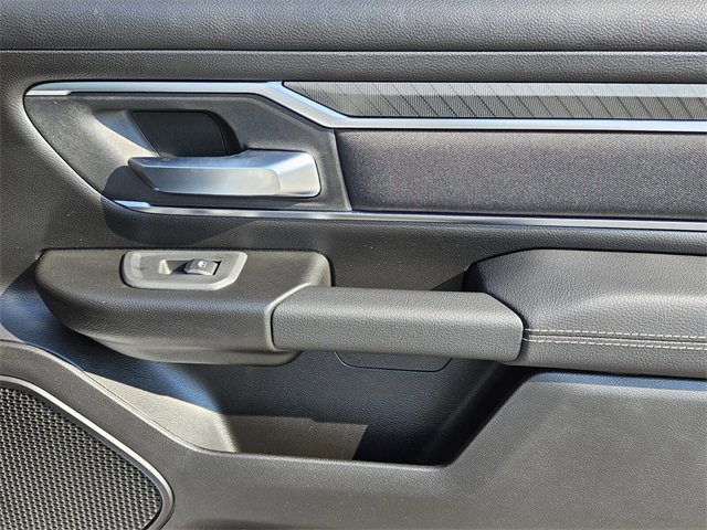 New 2026 RAM 1500 4x4 Crew Cab image 15
