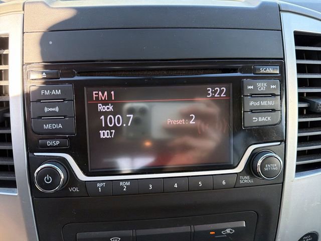 Used 2017 Nissan Frontier SV image 18