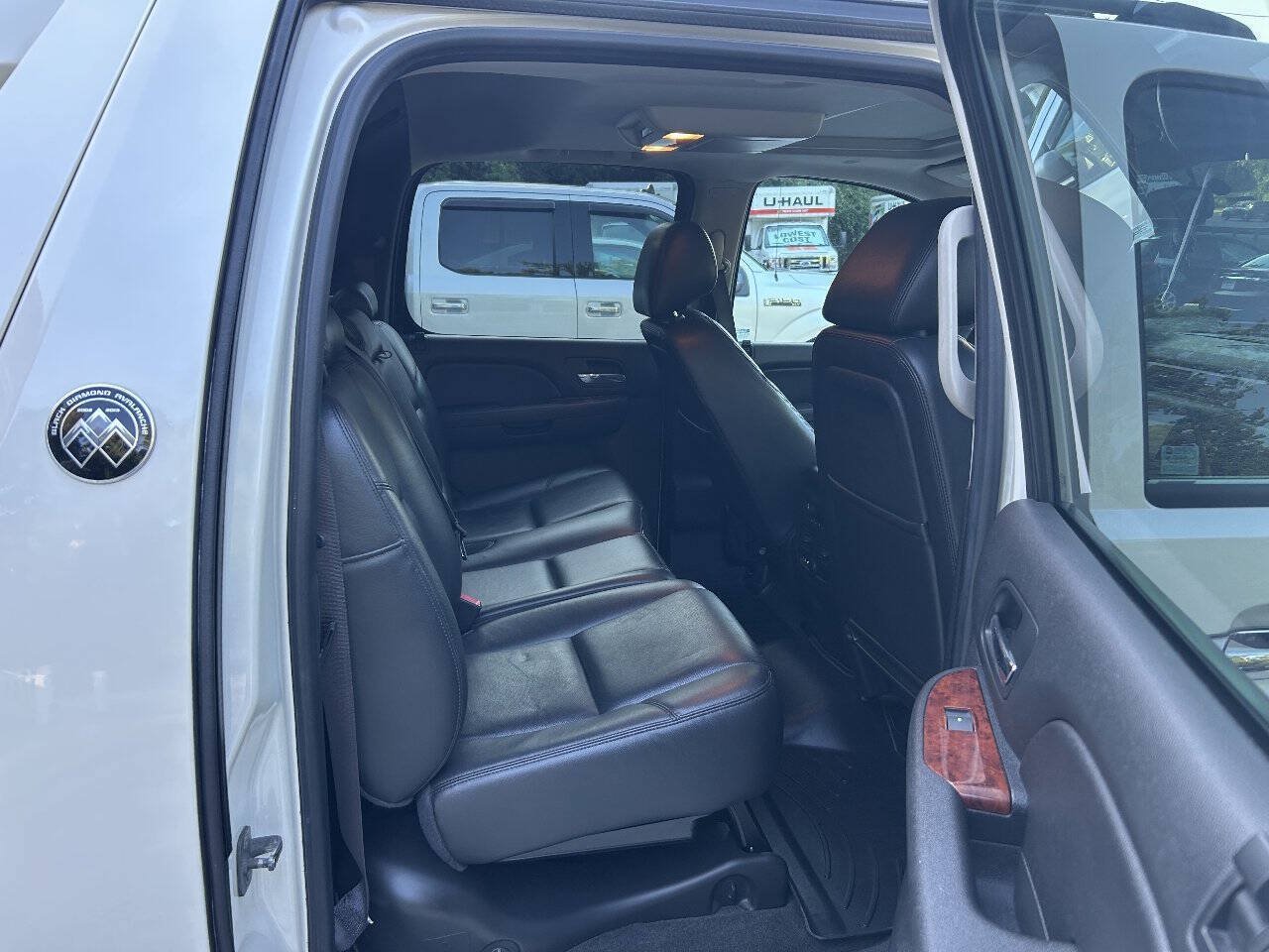 Used 2013 Chevrolet Avalanche LTZ AWD/4WD image 28