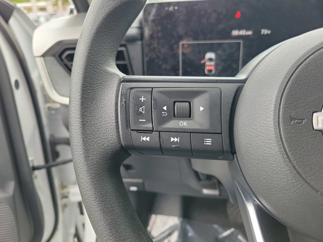 Used 2025 Nissan Kicks SV FWD image 20