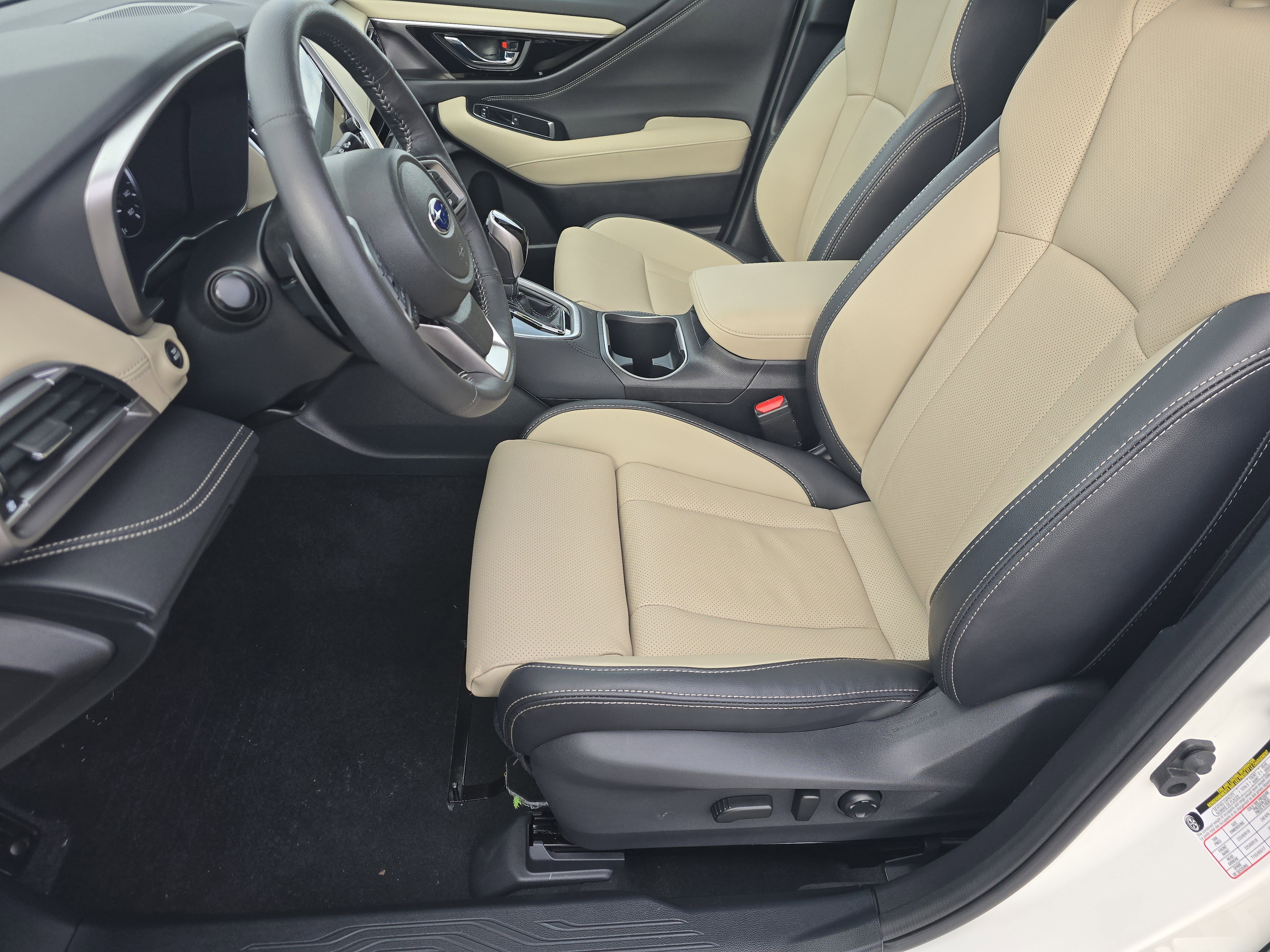 Certified 2025 Subaru Outback Limited w/ Popular Package #2 image 19