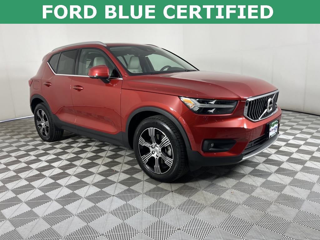 Used 2022 Volvo XC40 T5 Inscription