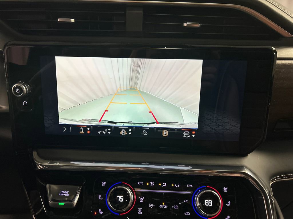 Used 2025 GMC Sierra 2500 Denali Ultimate image 18