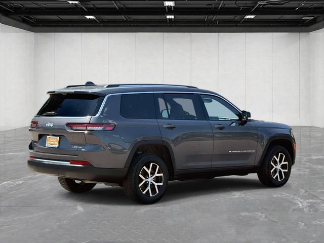 Used 2023 Jeep Grand Cherokee L Limited w/ Luxury Tech Group II AWD/4WD image 5
