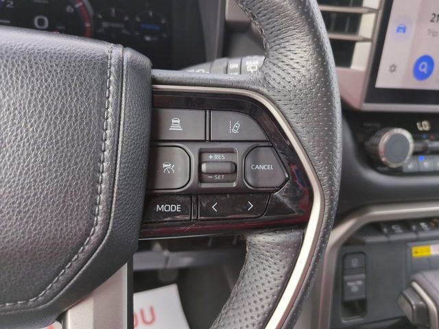 Used 2023 Toyota Sequoia Limited image 28