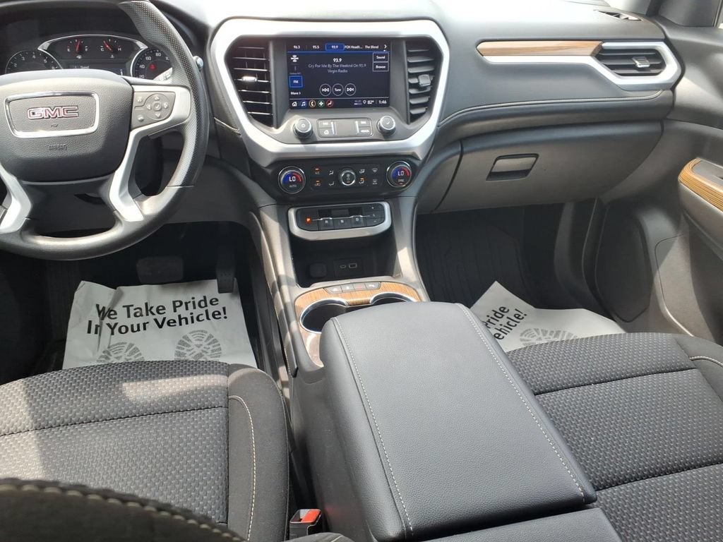 Used 2023 GMC Acadia SLE w/ Driver Convenience Package FWD image 12