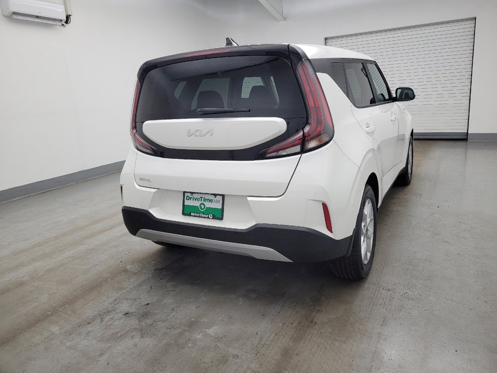 Used 2025 Kia Soul S FWD image 7