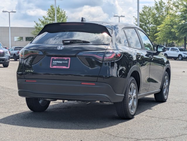 New 2027 Honda HR-V LX image 2