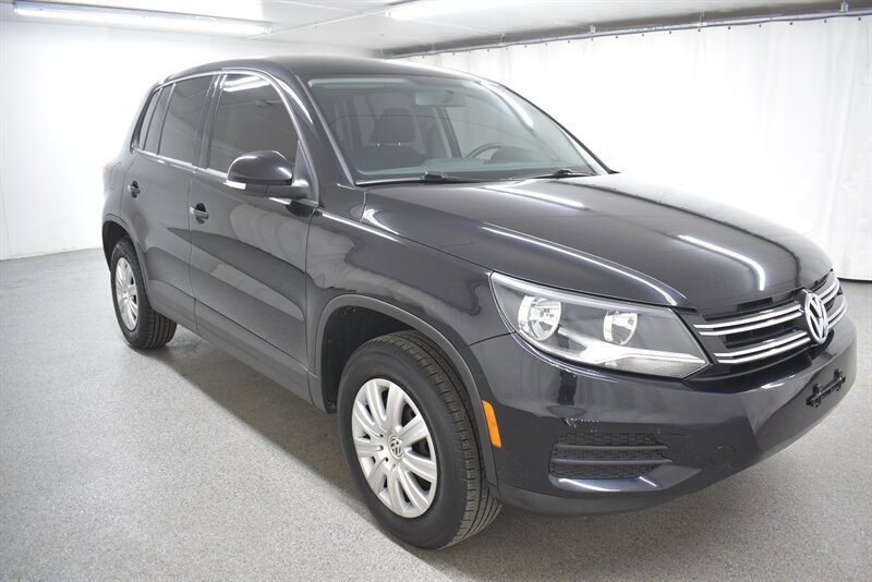 Used 2017 Volkswagen Tiguan Limited FWD image 1