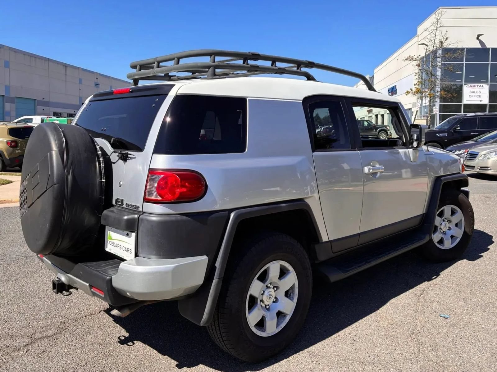 Used 2007 Toyota FJ Cruiser 4WD w/ Upgrade Pkg 2 image 9