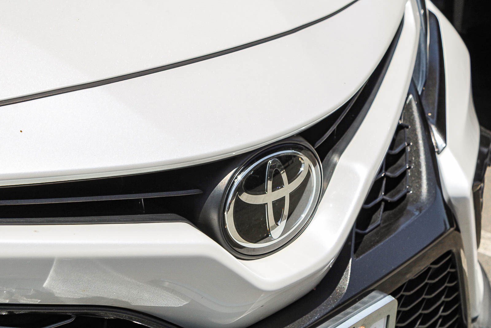 Certified 2022 Toyota Camry XSE FWD image 6