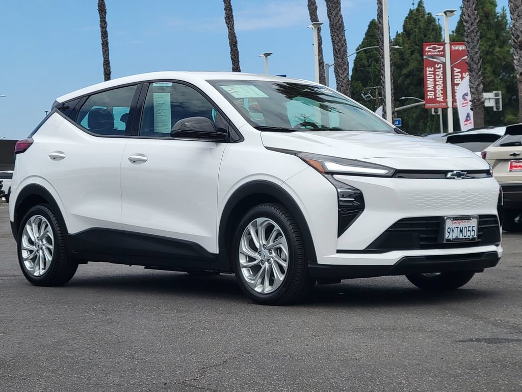 Used 2027 Chevrolet Bolt LT w/ Comfort Package FWD image 30