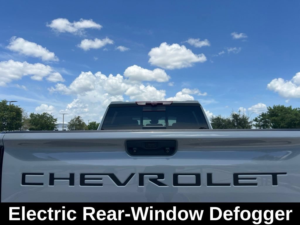 Used 2024 Chevrolet Silverado 2500 ZR2 w/ Technology Package AWD/4WD image 13