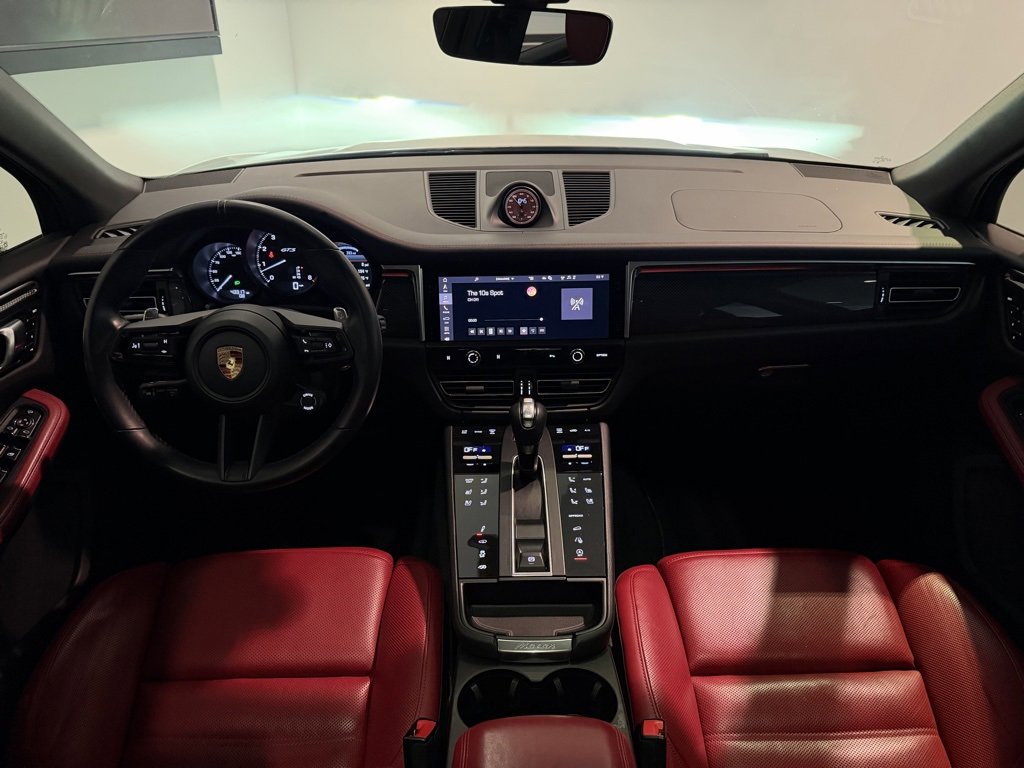 Used 2024 Porsche Macan GTS image 11