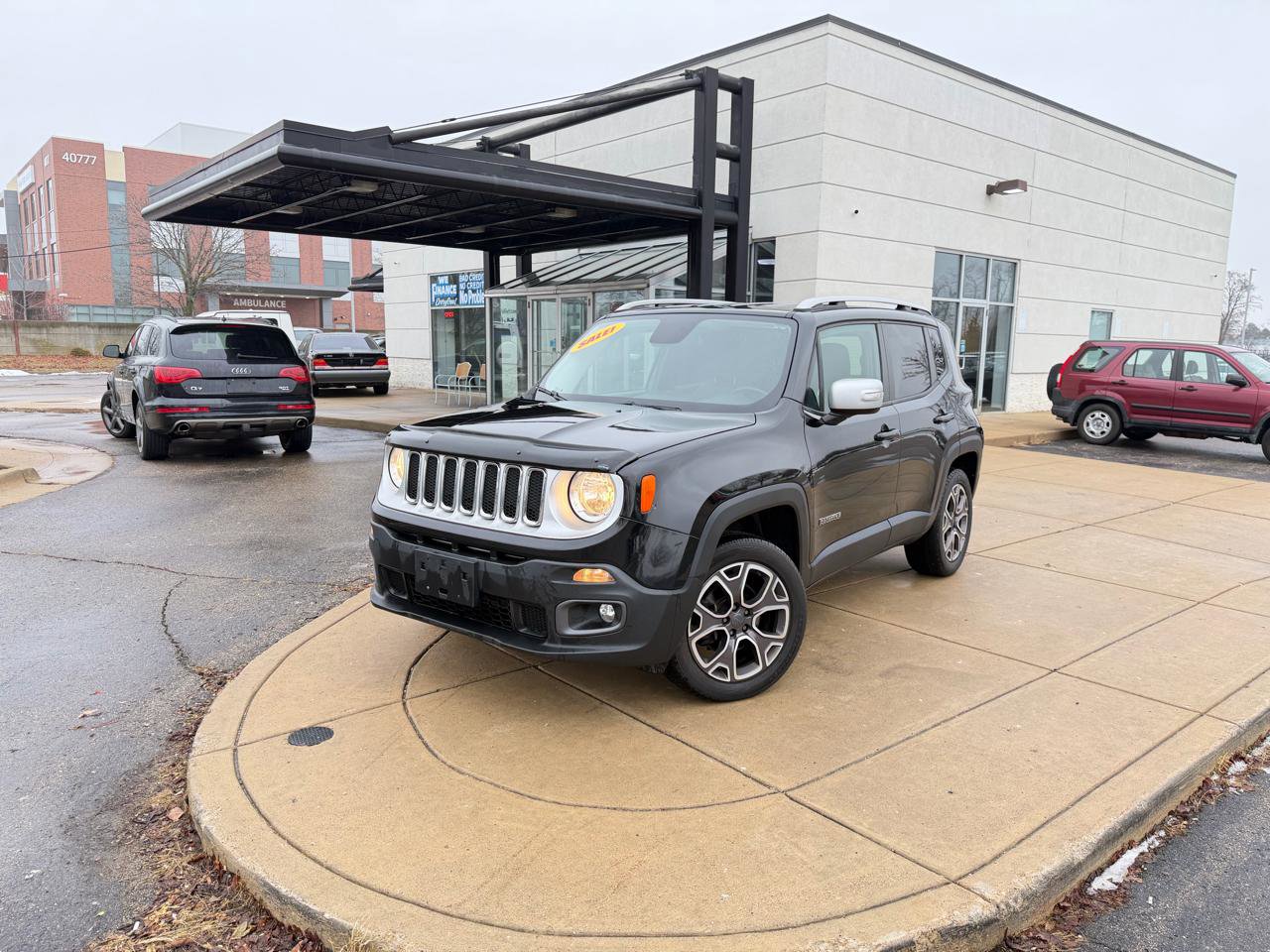 Used 2016 Jeep Renegade Limited image 1