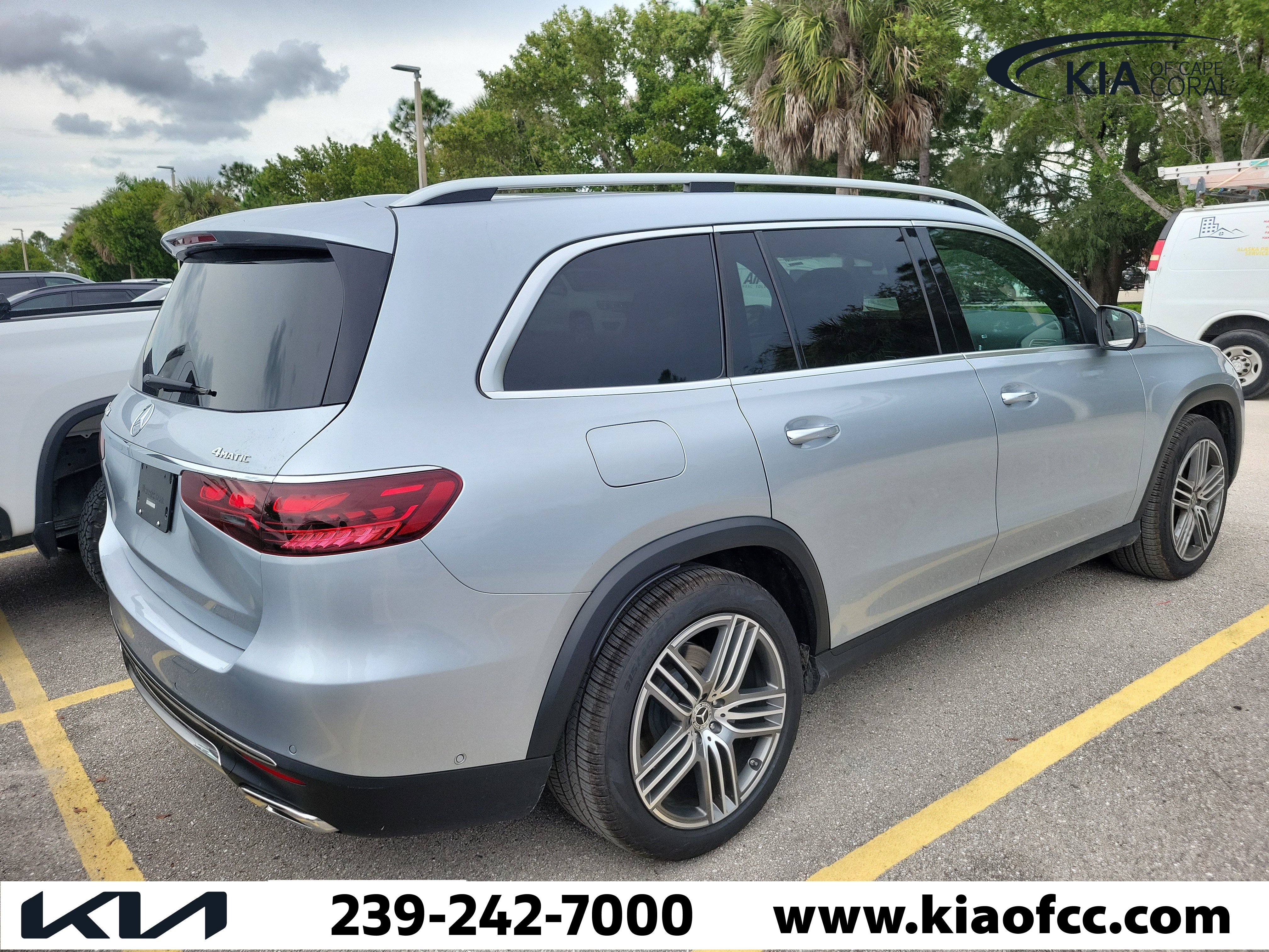Used 2026 Mercedes-Benz GLS 450 4MATIC image 6