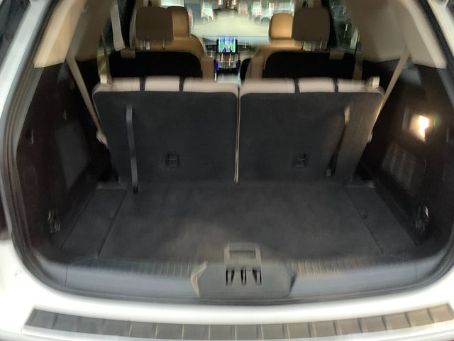 Used 2021 Ford Explorer Limited AWD/4WD image 17