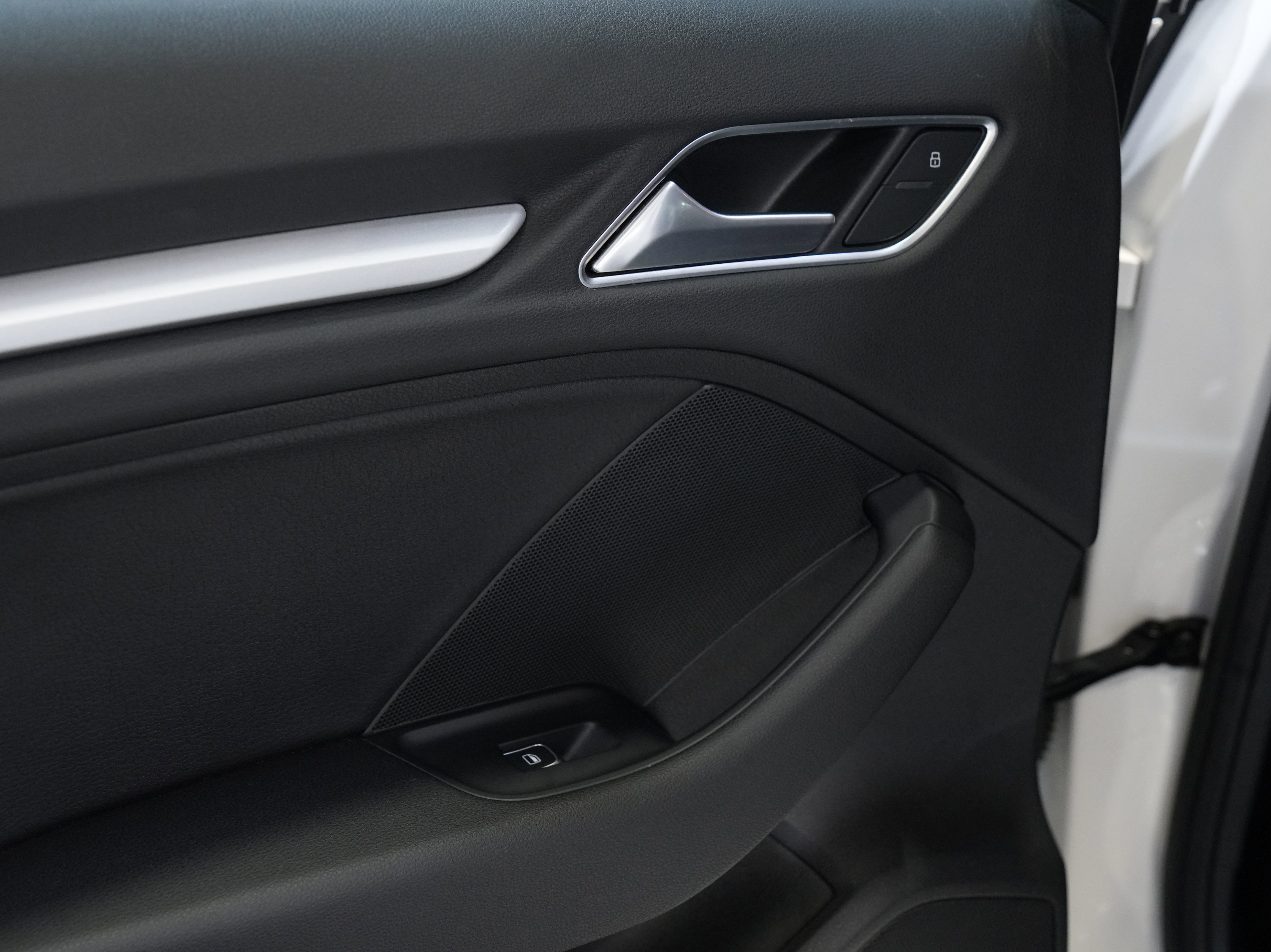 Used 2016 Audi A3 2.0T Premium image 27