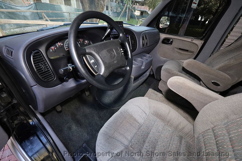 Used 1998 Dodge B1500 image 42