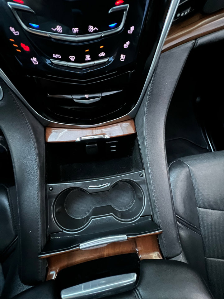 Used 2017 Cadillac Escalade Luxury image 28