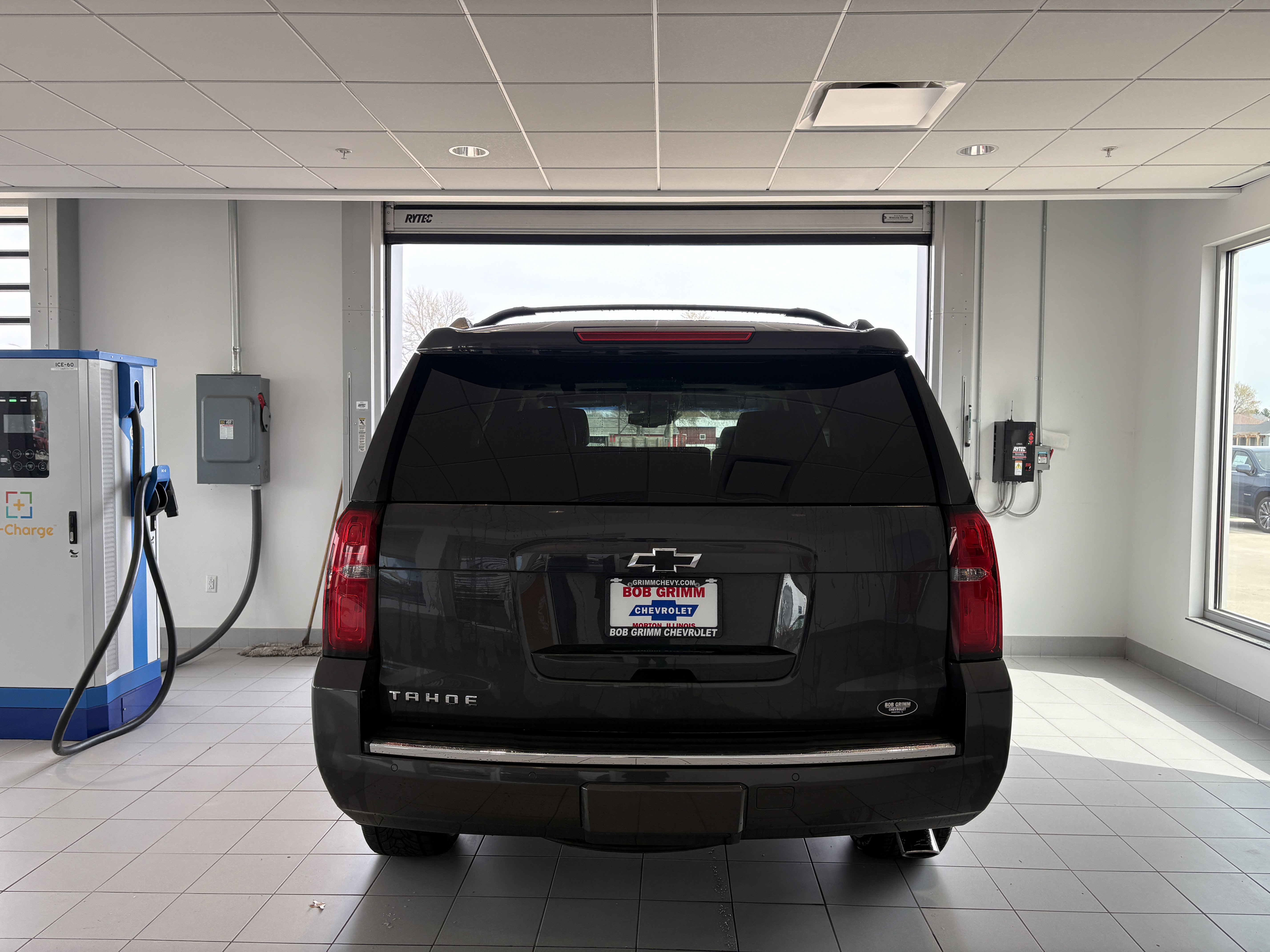 Used 2016 Chevrolet Tahoe LTZ image 4