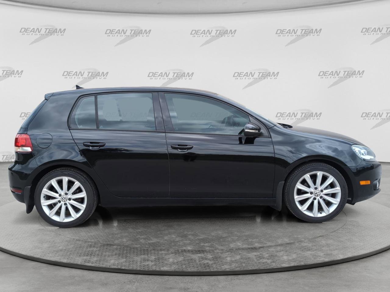 Used 2013 Volkswagen Golf TDI FWD image 8